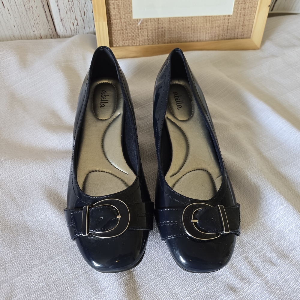 Abella Navy Blue Patent Leather Ballet Flats Buckle 9 Office Career Comfort Prep
